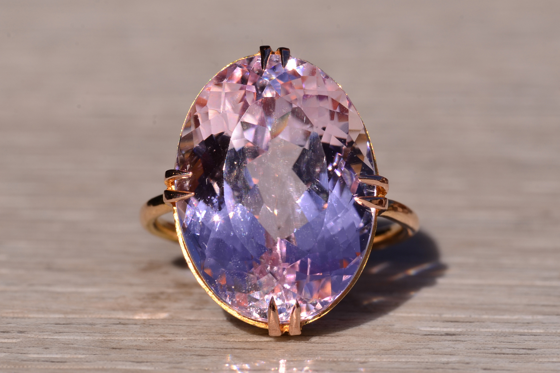 The Kable: Antique 18K Yellow Gold Kunzite Cocktail Ring - Image 2
