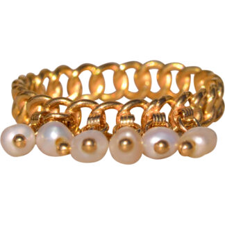 The Marvel Loch: Vintage Freshwater Pearl Dangling Ring