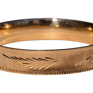 SOLD - The Le Mans: Vintage Yellow Gold bangle bracelet with Diamond Cut Pattern