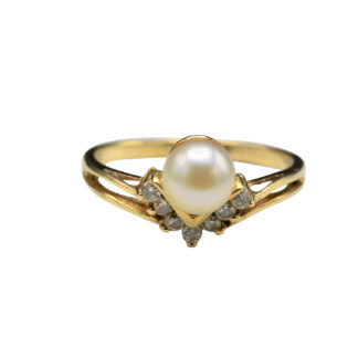 The Bolsa:  Contemporary Pearl and Diamond Ring in 14 Karat Yellow Gold