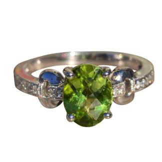 The Loganberry:  14 Karat White Gold Chain Link Ring set with Peridot and Diamonds