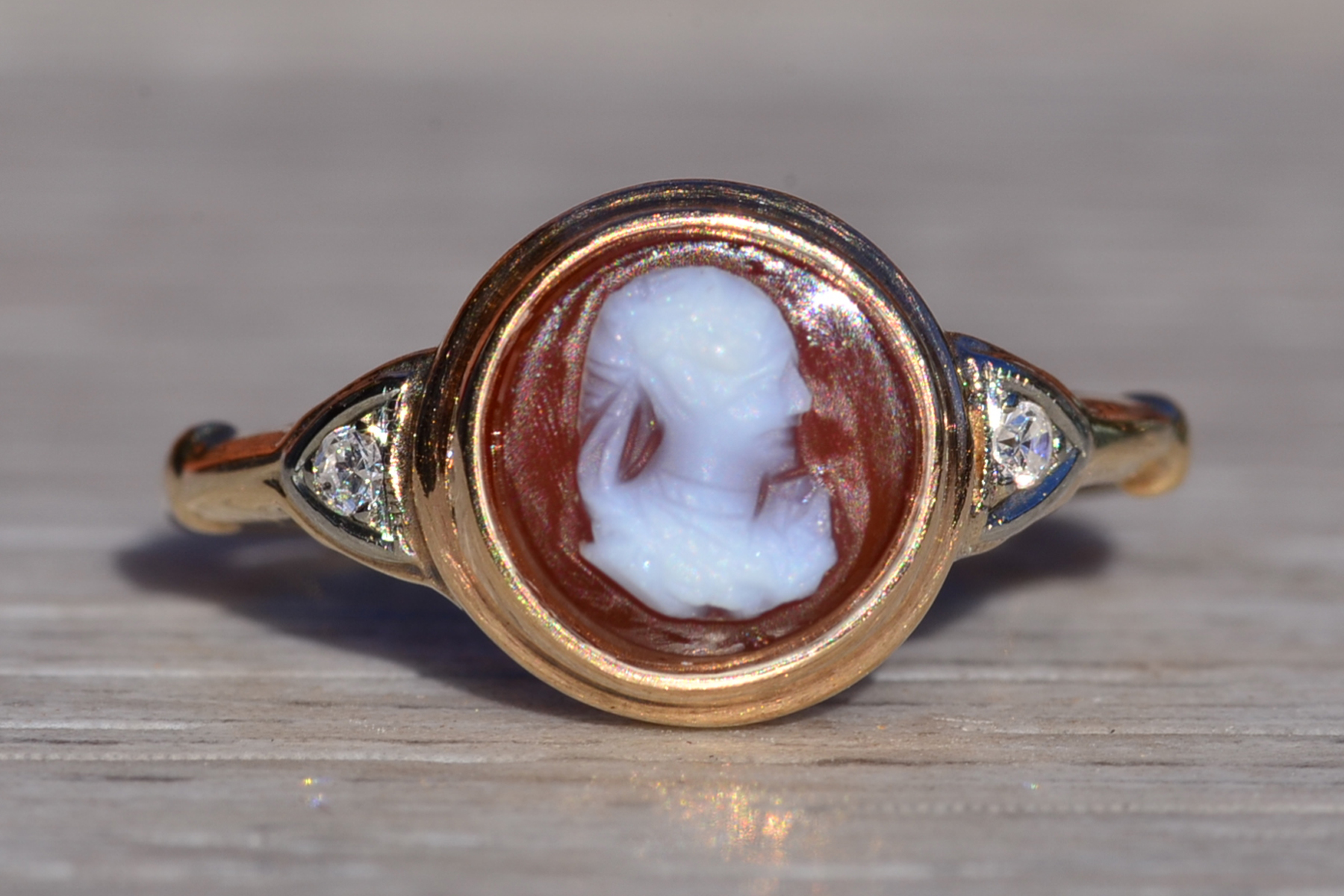 The Etthen: Ladies Antique Italian Carved Shell Cameo Ring in 14K Gold - Image 7