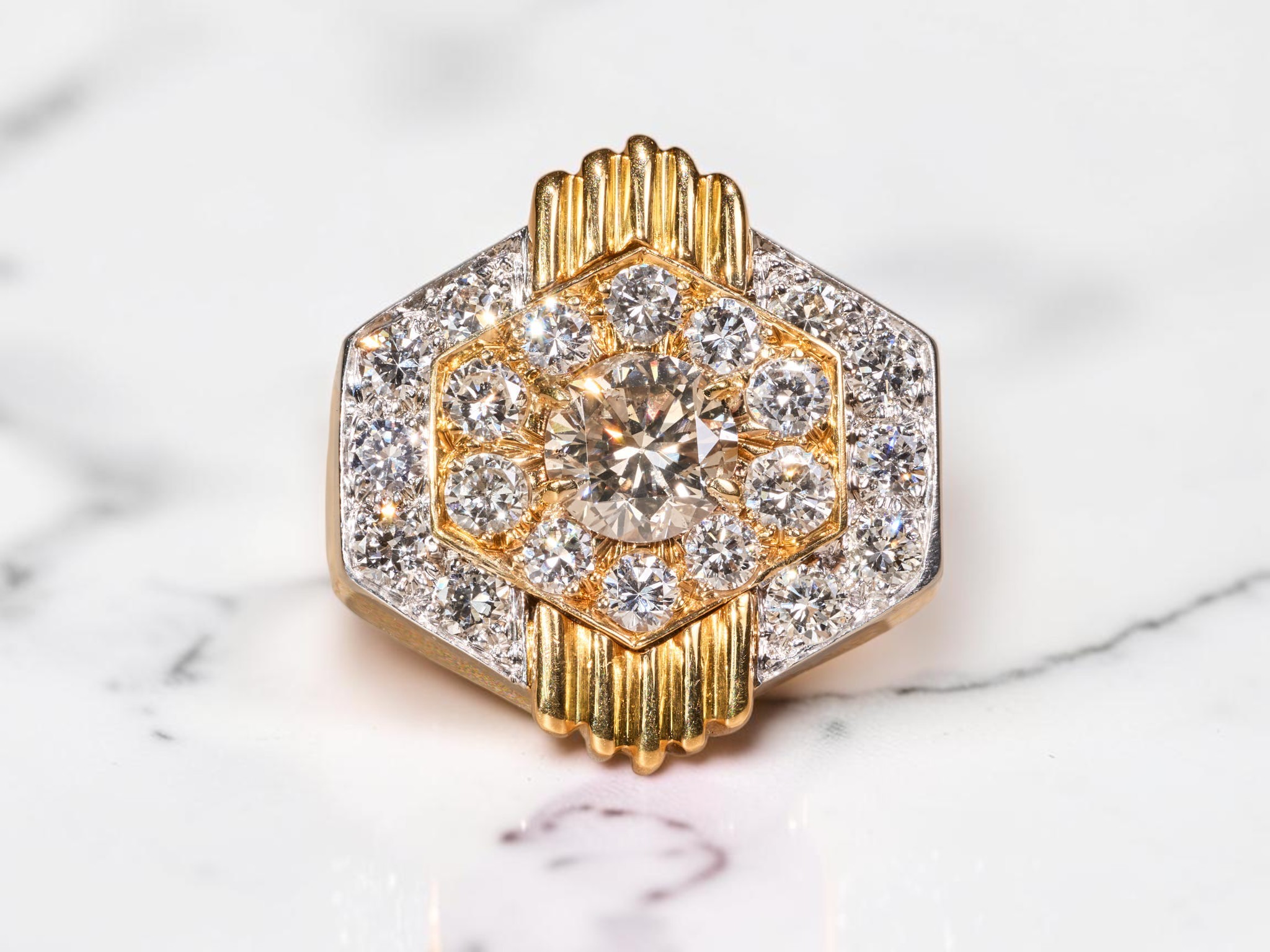 The David: Vintage David Webb Signed ring In Platinum and 18 Karat Yellow Gold - Image 12