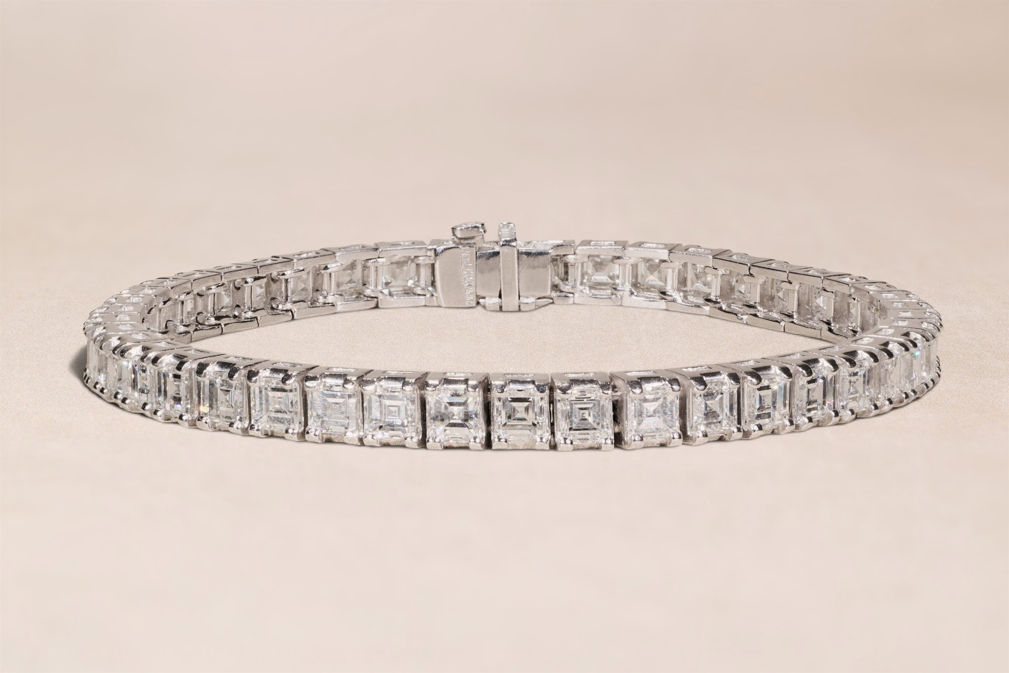 The Emery: Asscher Cut Diamond Tennis Bracelet