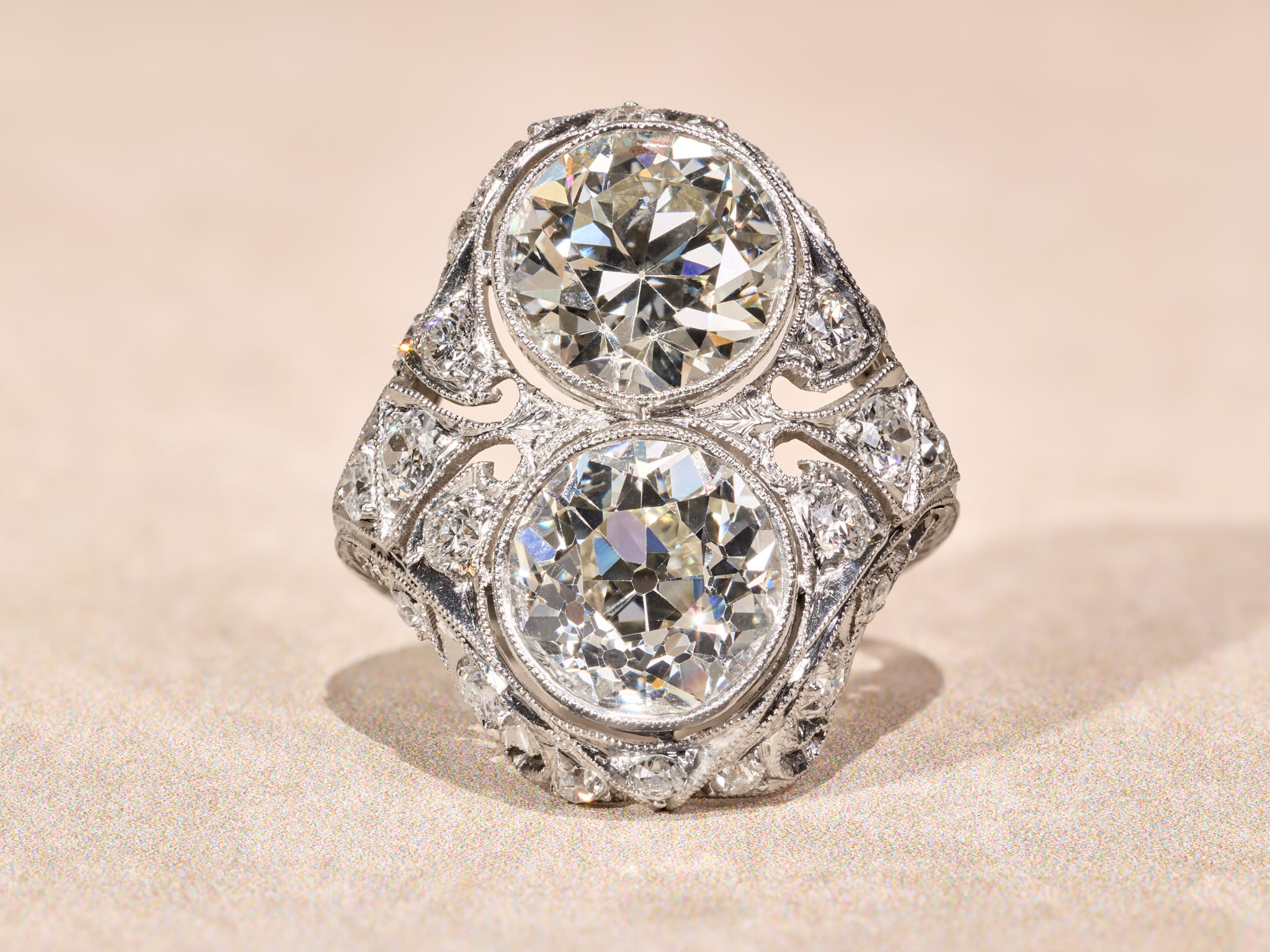 The L'amour: Antique Toi Et Moi Diamond Filigree Ring in Platinum - Image 2