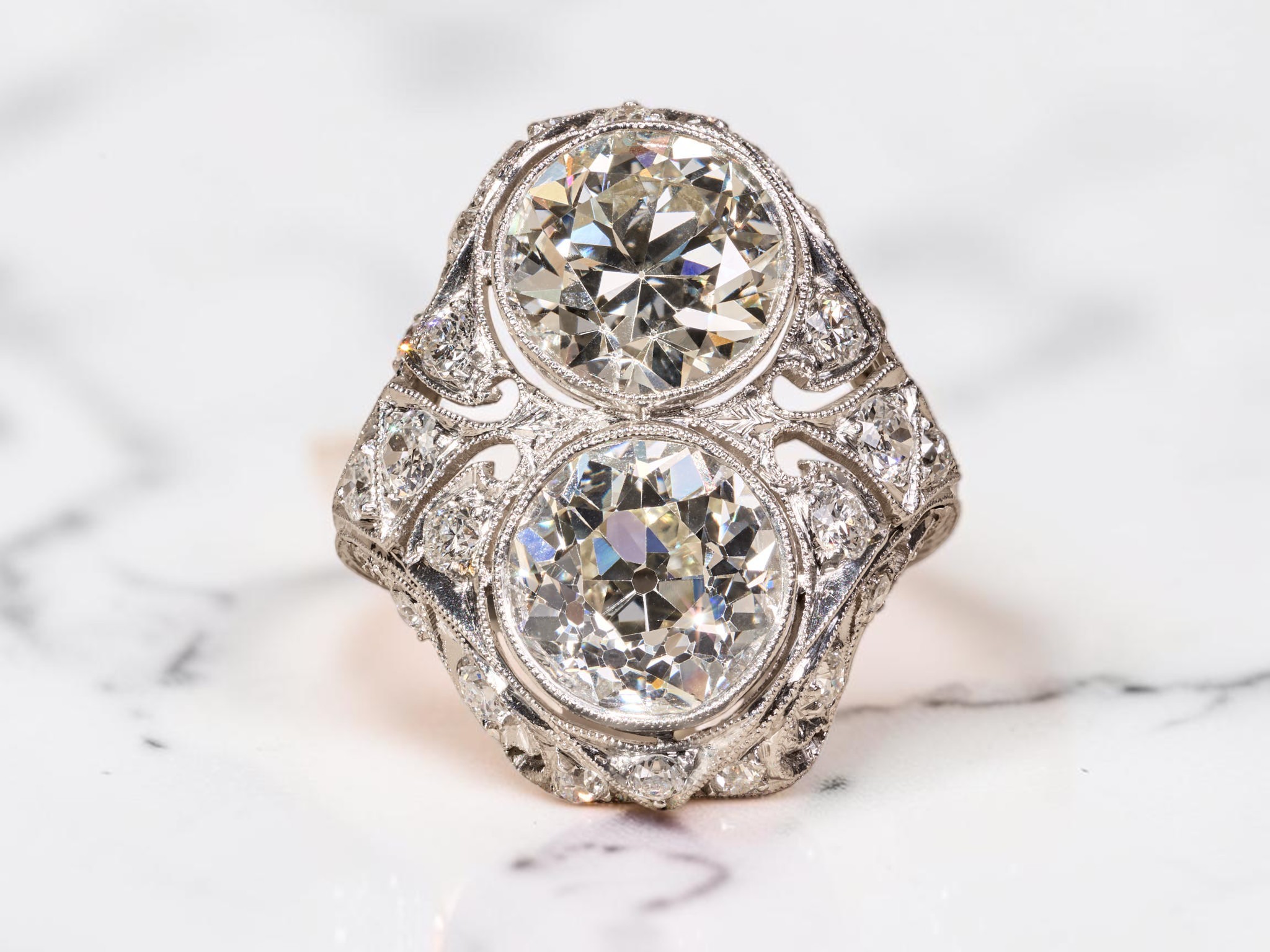 The L'amour: Antique Toi Et Moi Diamond Filigree Ring in Platinum - Image 14