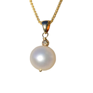 Ladies 14K Yellow Gold Pearl Pendant