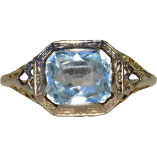 SOLD - Ladies Antique Aquamarine Ring in 14K Yellow Gold