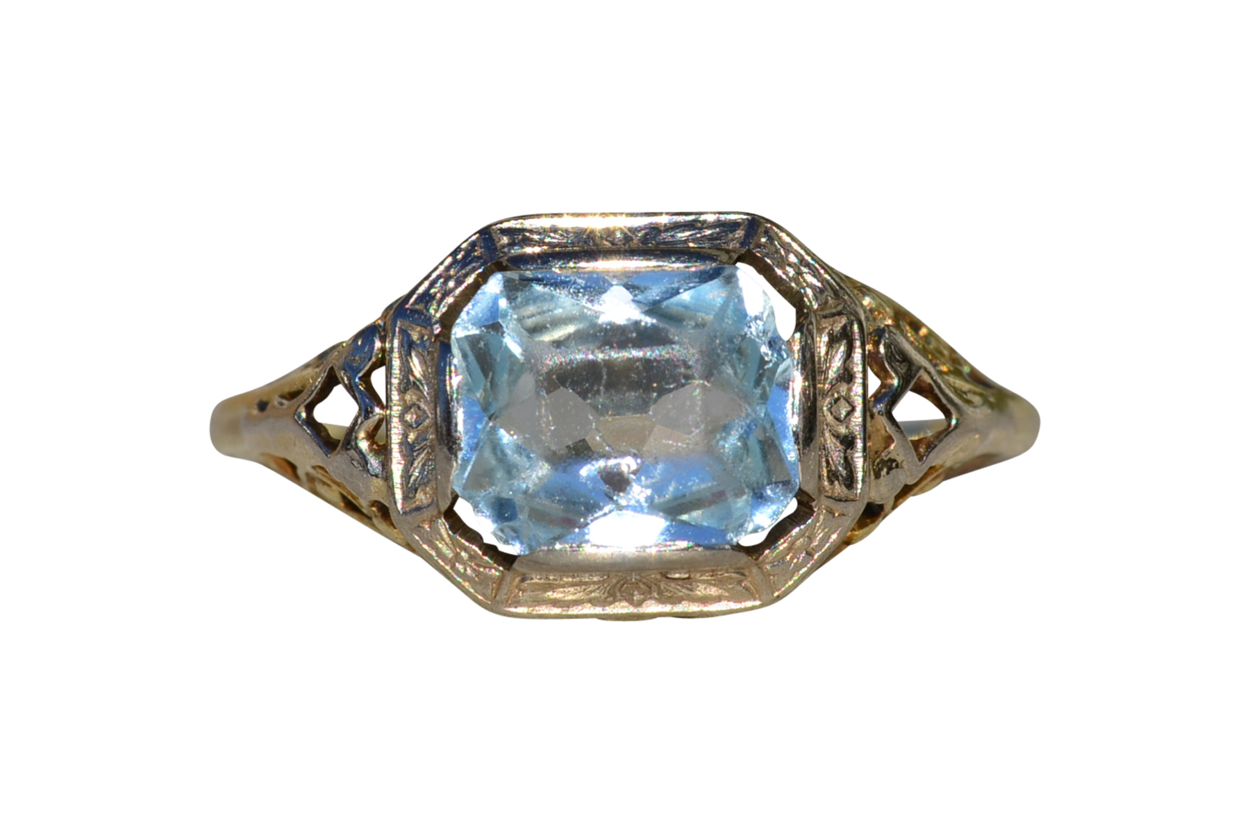 SOLD - Ladies Antique Aquamarine Ring in 14K Yellow Gold