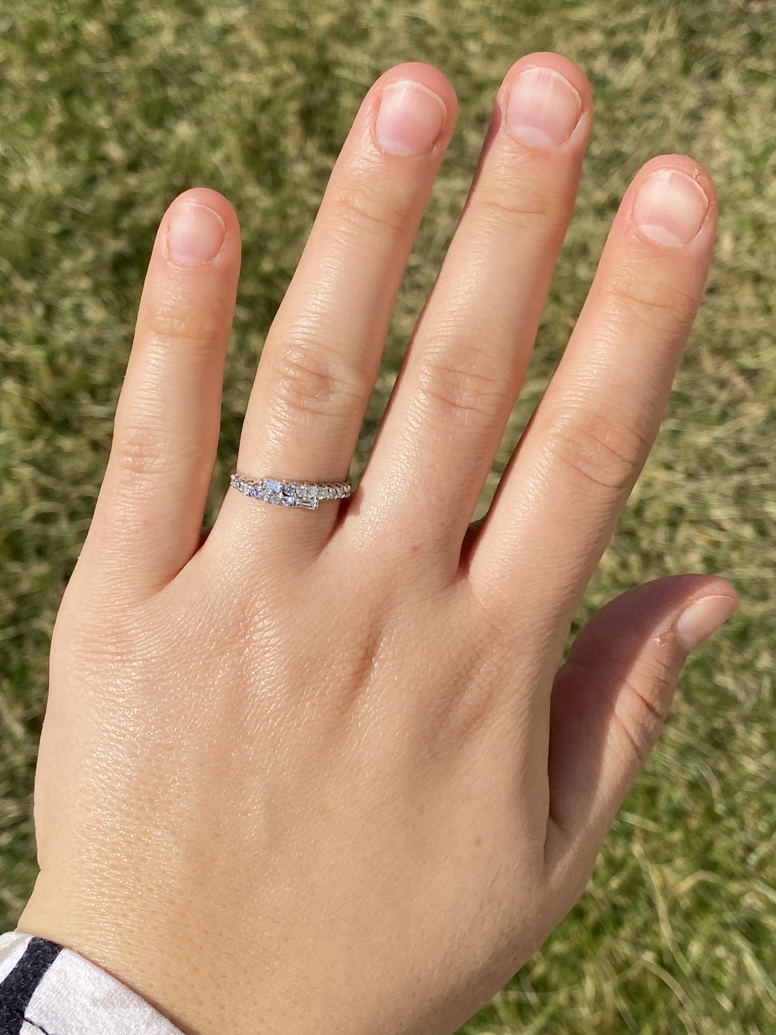 SOLD - The Camptonville: Ladies Vintage 14K White Gold Diamond Bypass Band - Image 8