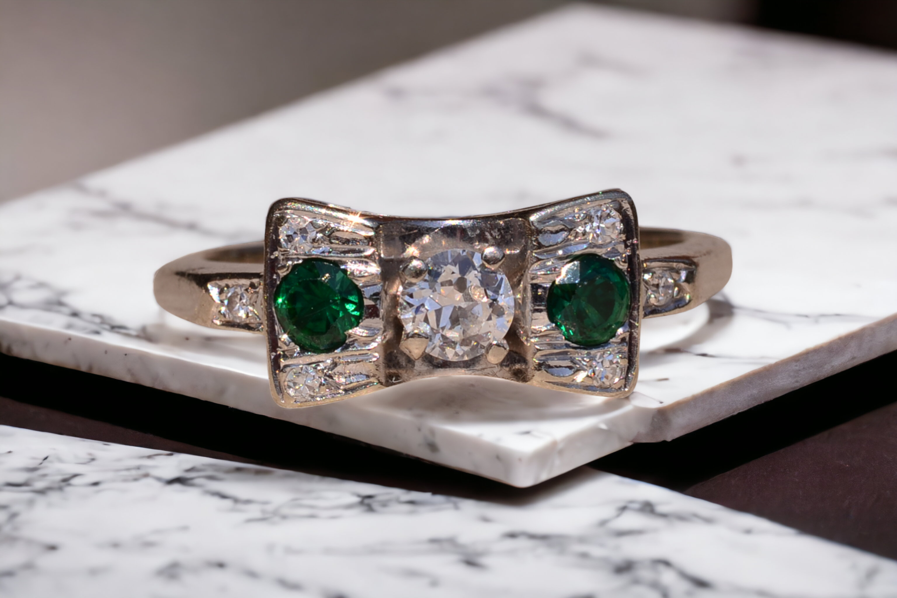 SOLD - The Treasure Island Drive: Vintage Diamond and Tsavorite Bow Ring - Image 11