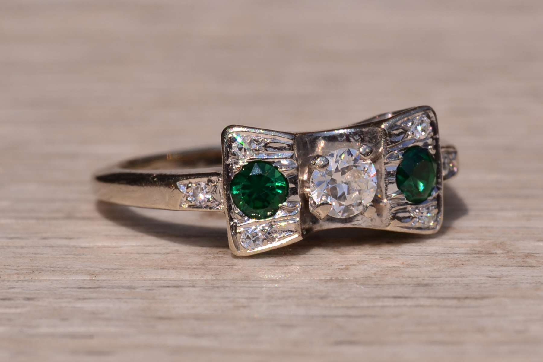 SOLD - The Treasure Island Drive: Vintage Diamond and Tsavorite Bow Ring - Image 6