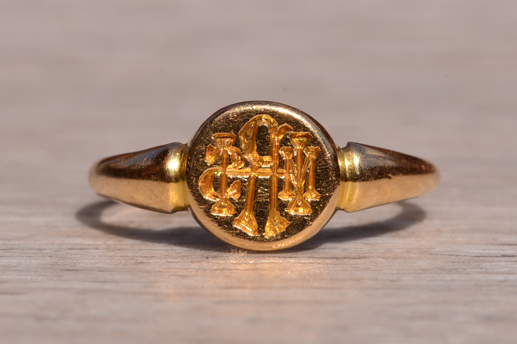 SOLD - The Tanami: Ladies English Made "MRS" Wax Seal Ring - Image 2