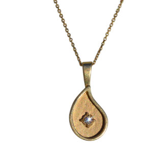 The Emberly:  Ladies Vintage Tear Drop Diamond Necklace in 14K
