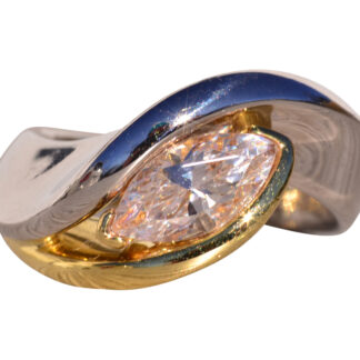 Designed Platinum and Yellow Gold Mounting