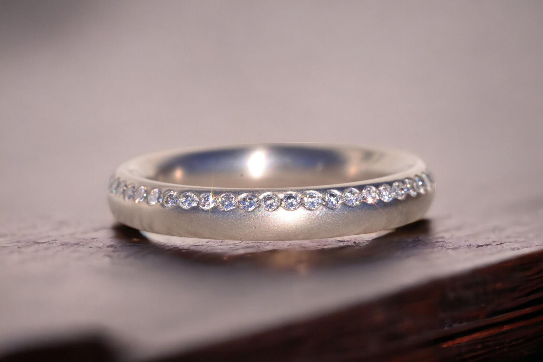 The One Way: Designer Signed Band Set with Natural Diamonds in Platinum - Image 9