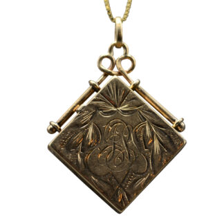 SOLD - Ladies 14K Yellow Gold Engraved Victorian Locket