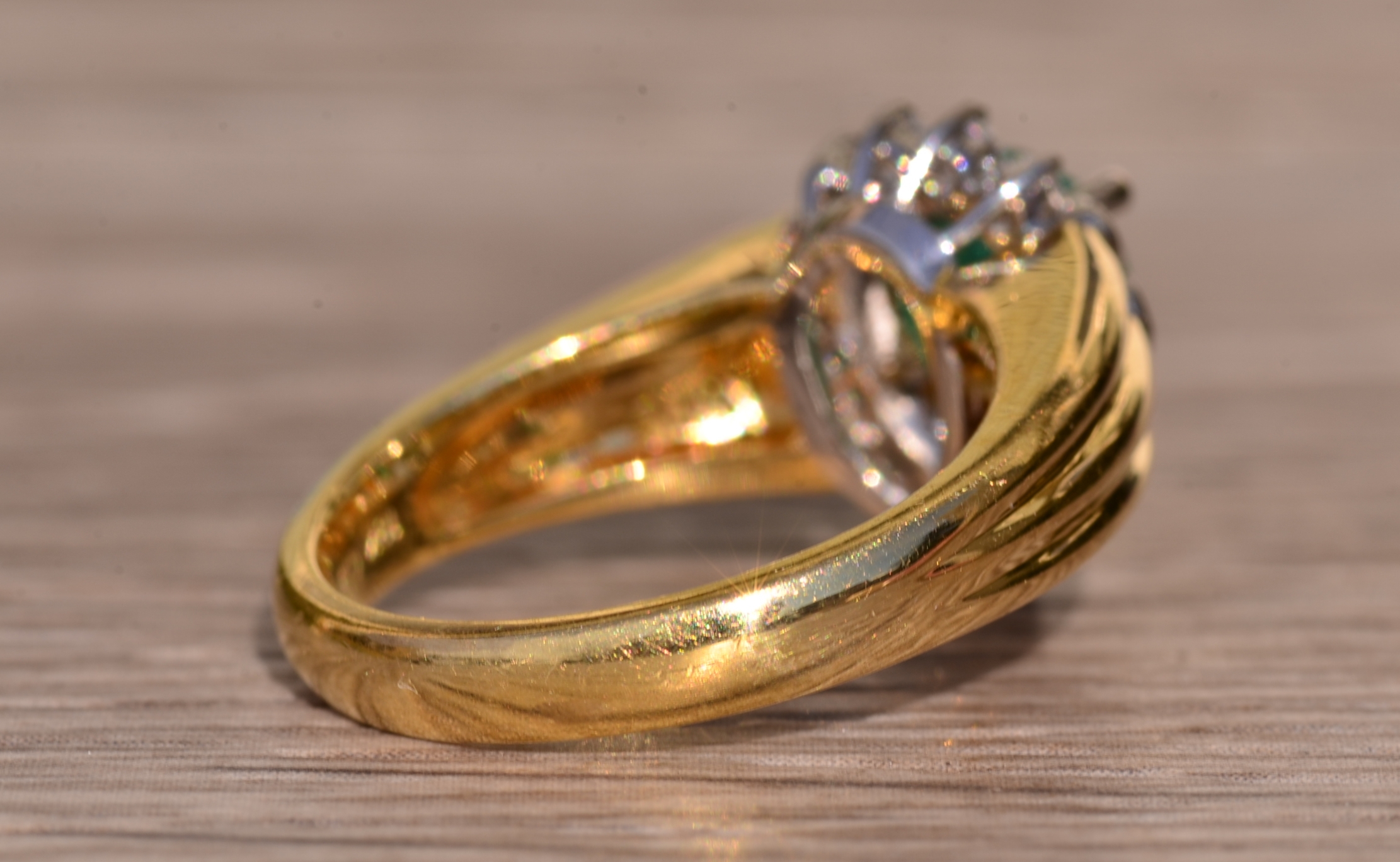 SOLD - The Muso: Vintage Ring set with 1.25 Carat Vivid Green Natural Emerald with Diamond Halo - Image 5