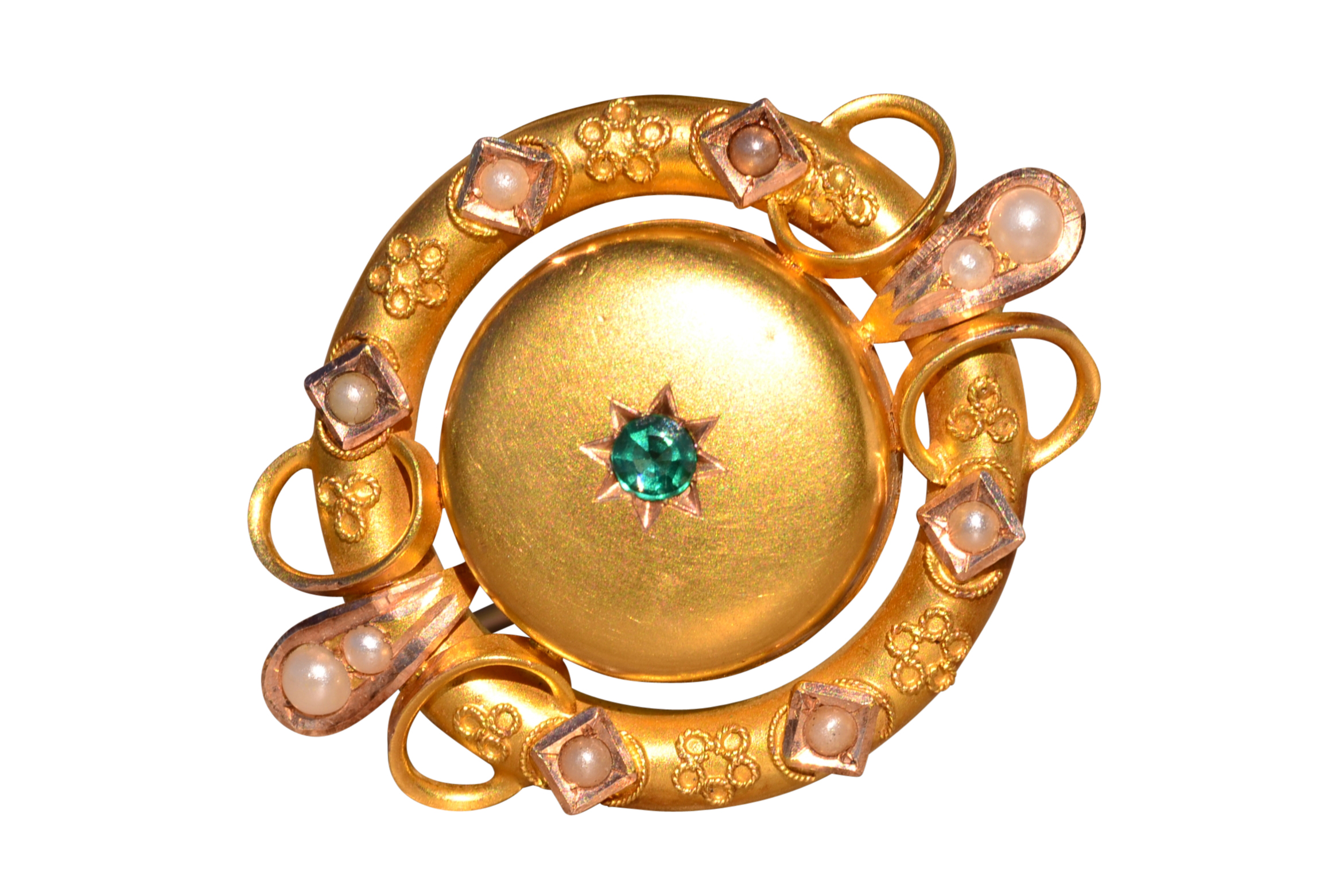 The Wyldwood: Antique late Georgian Early Victorian Yellow Gold Brooch Pendant