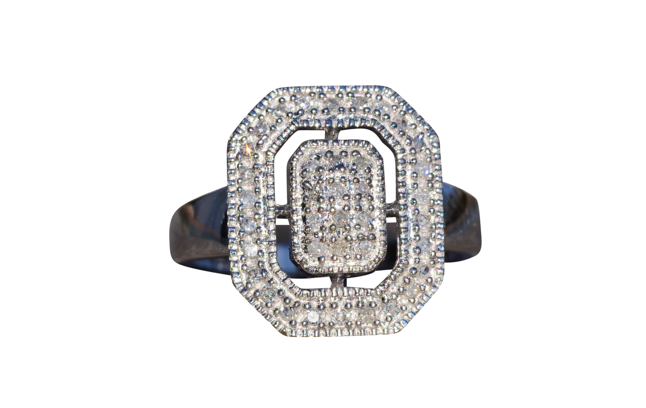 The Isla Vista: White Gold Diamond Halo Right Hand Ring