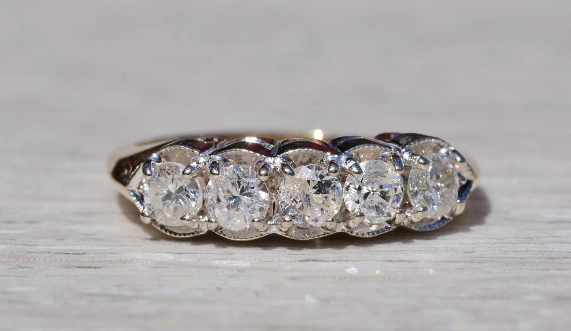 The Belmopan: Vintage 14K Two Tone 1CTW Diamond Band - Image 7
