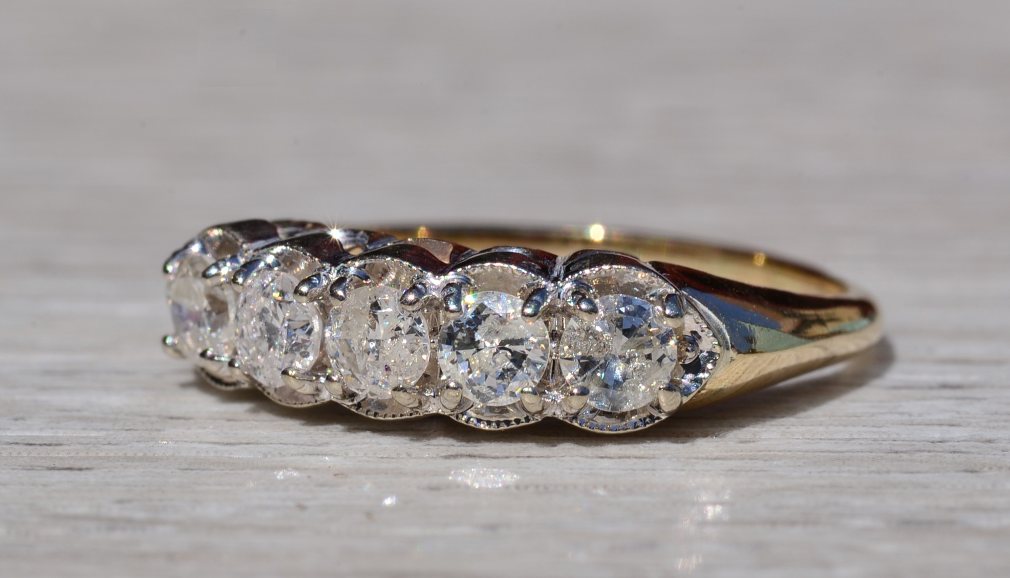 The Belmopan: Vintage 14K Two Tone 1CTW Diamond Band - Image 3
