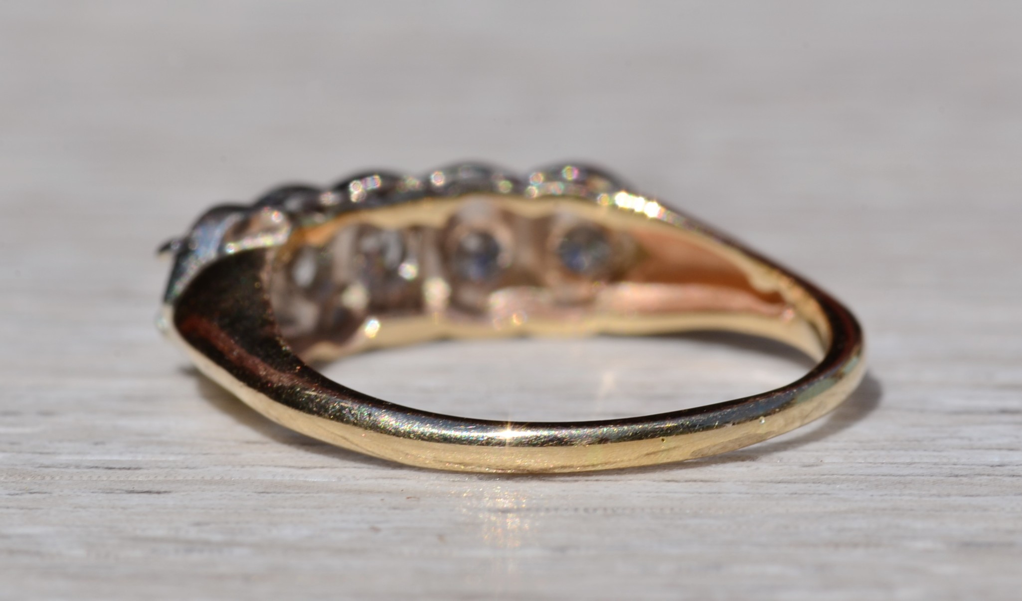 The Belmopan: Vintage 14K Two Tone 1CTW Diamond Band - Image 4