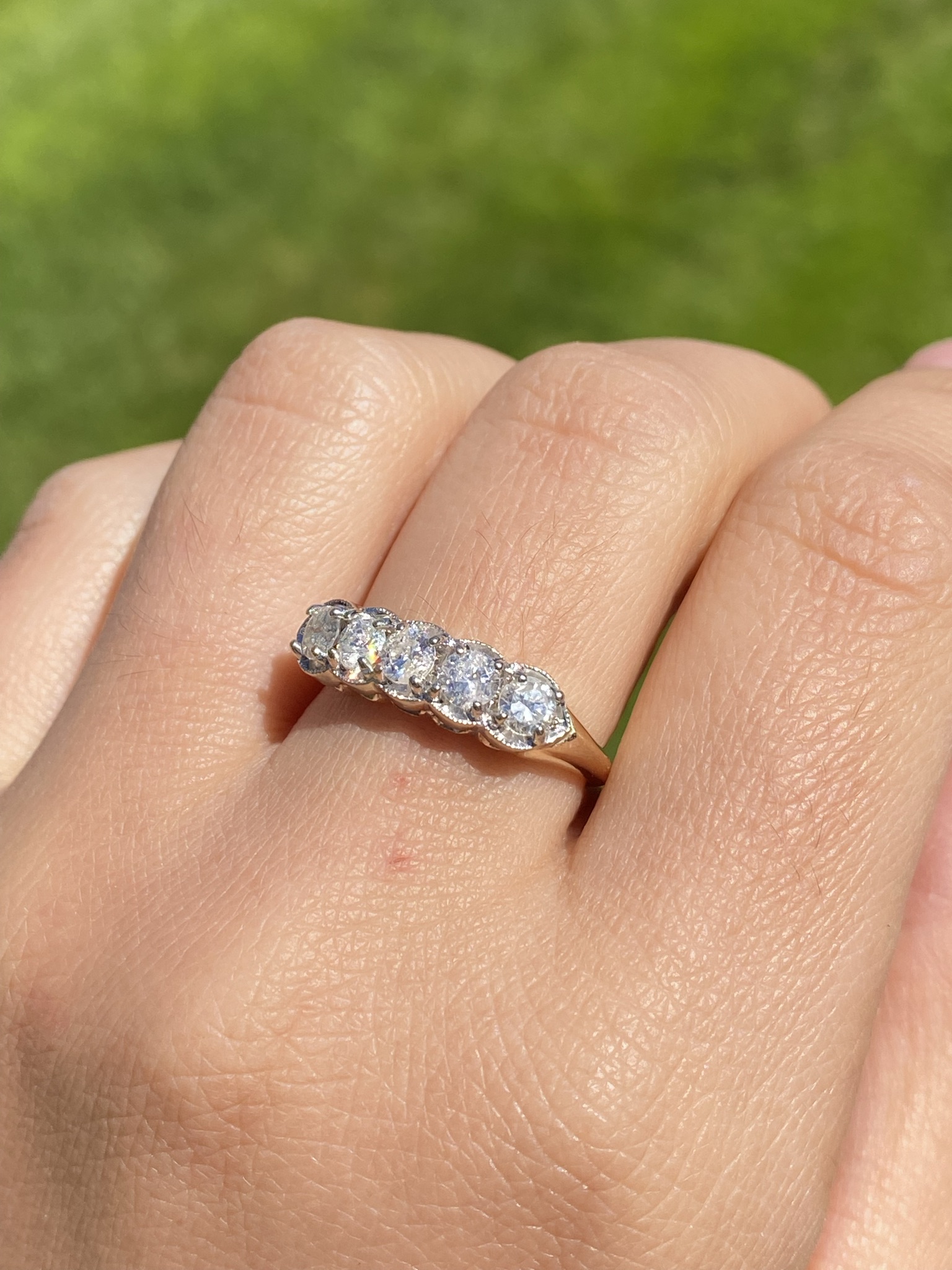The Belmopan: Vintage 14K Two Tone 1CTW Diamond Band - Image 9