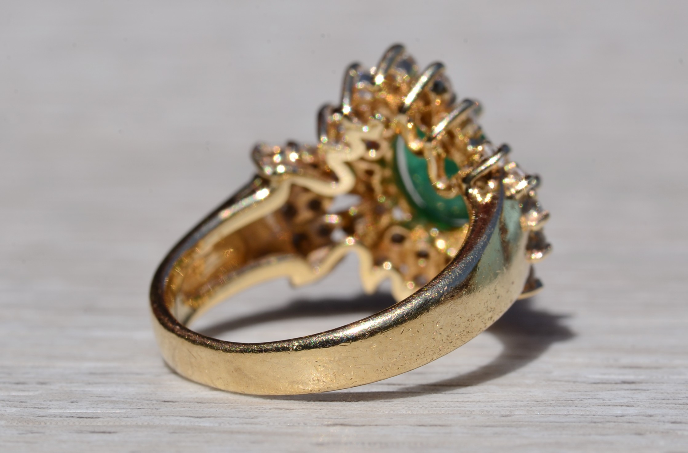 The Giron: Ladies 14K Emerald and Diamond Cluster Ring - Image 4