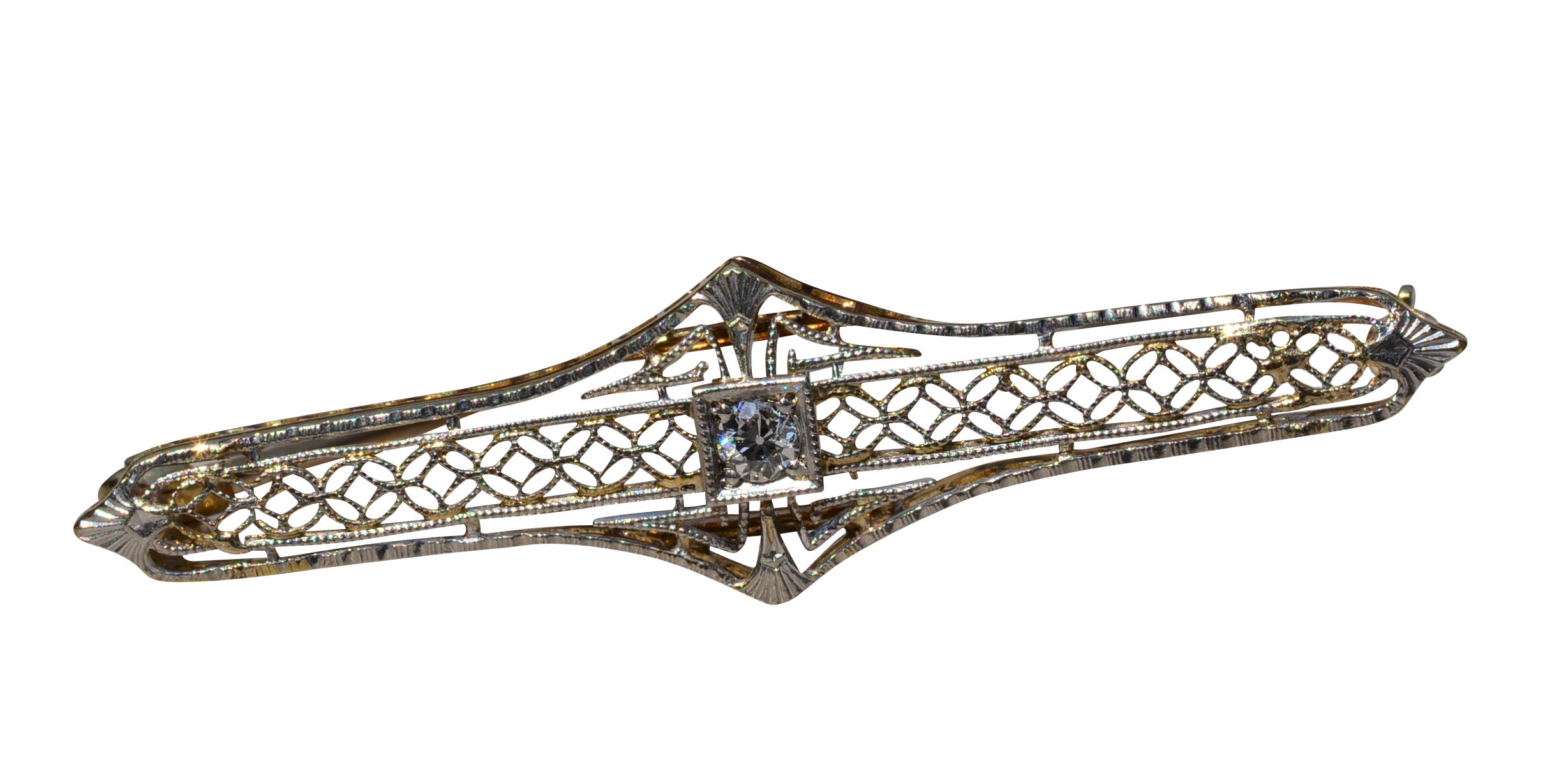The La Honda: Antique Platinum Topped Filigree Brooch in Yellow Gold With Diamond