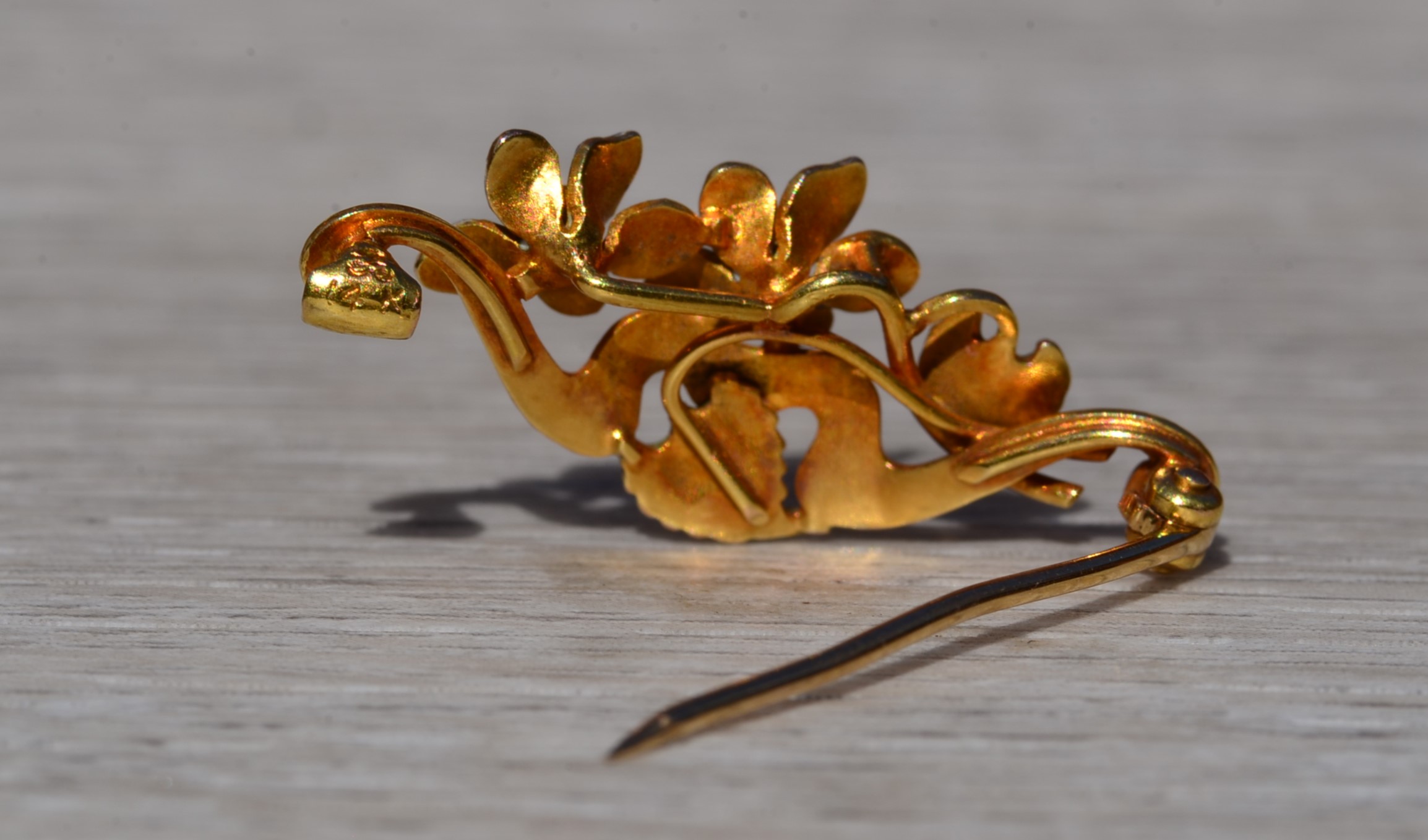 SOLD - Ladies Signed Krementz Floral Brooch in 14K with Enamel and Diamonds - Image 3