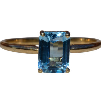 The Genthert:  Ladies 14K Yellow Gold Solitaire Topaz Ring