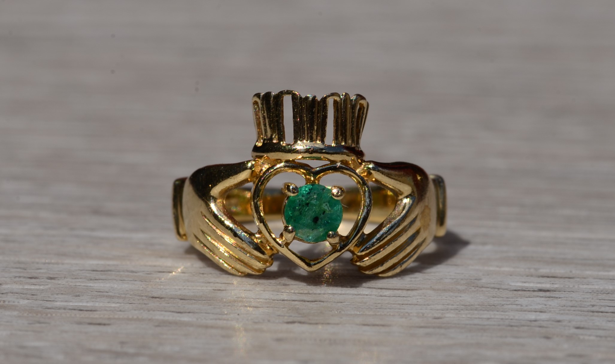 SOLD - The Timberwyck: Ladies Yellow Gold Claddaugh Ring set with Emerald - Image 7