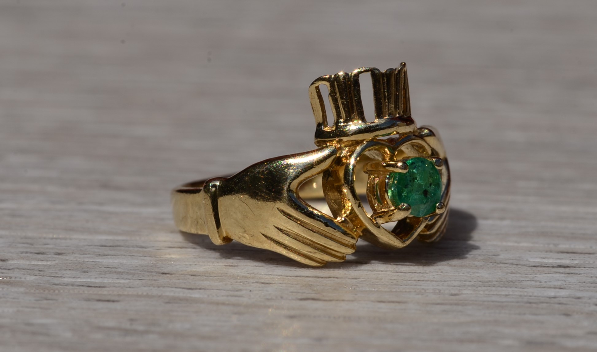 SOLD - The Timberwyck: Ladies Yellow Gold Claddaugh Ring set with Emerald - Image 6