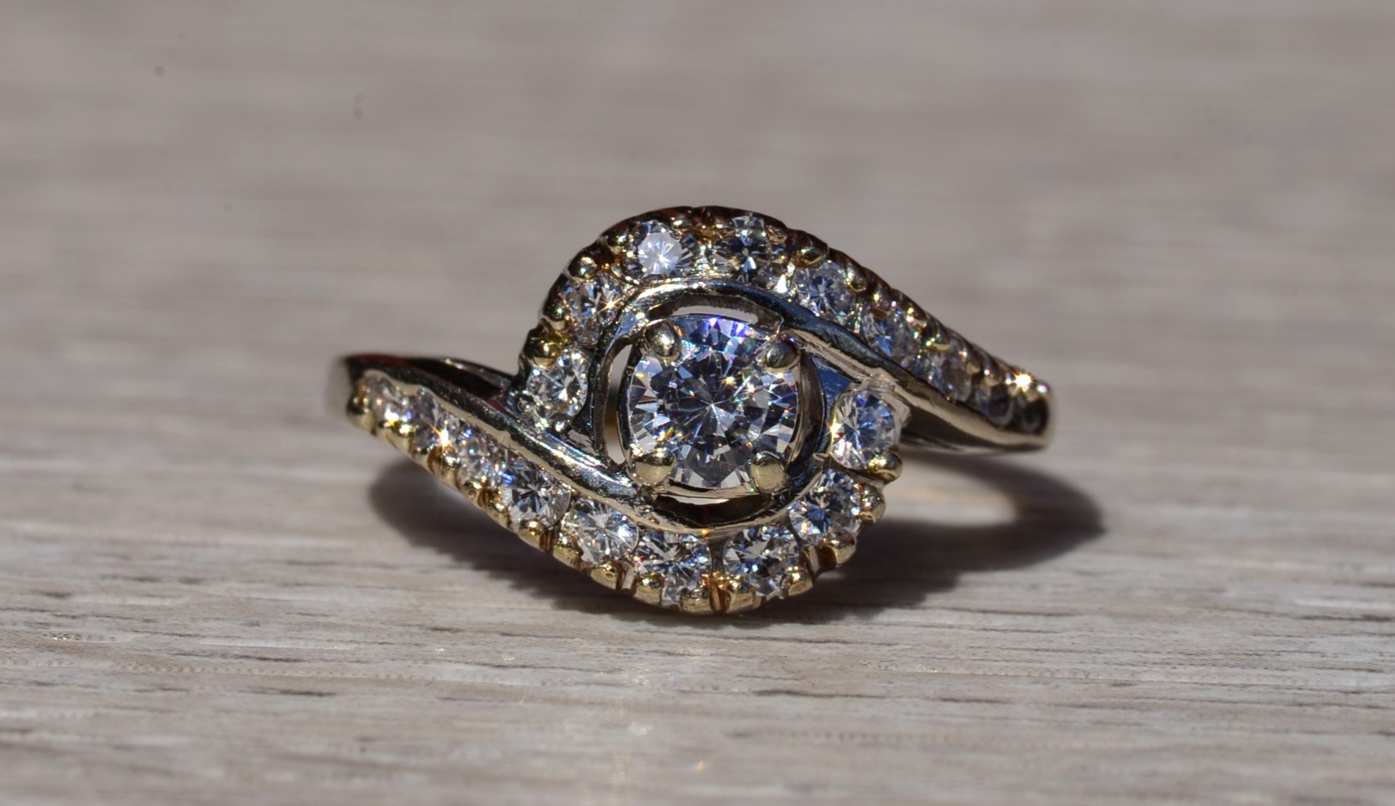 Ladies 14K White Gold Semi Mount set with Diamonds - Image 7