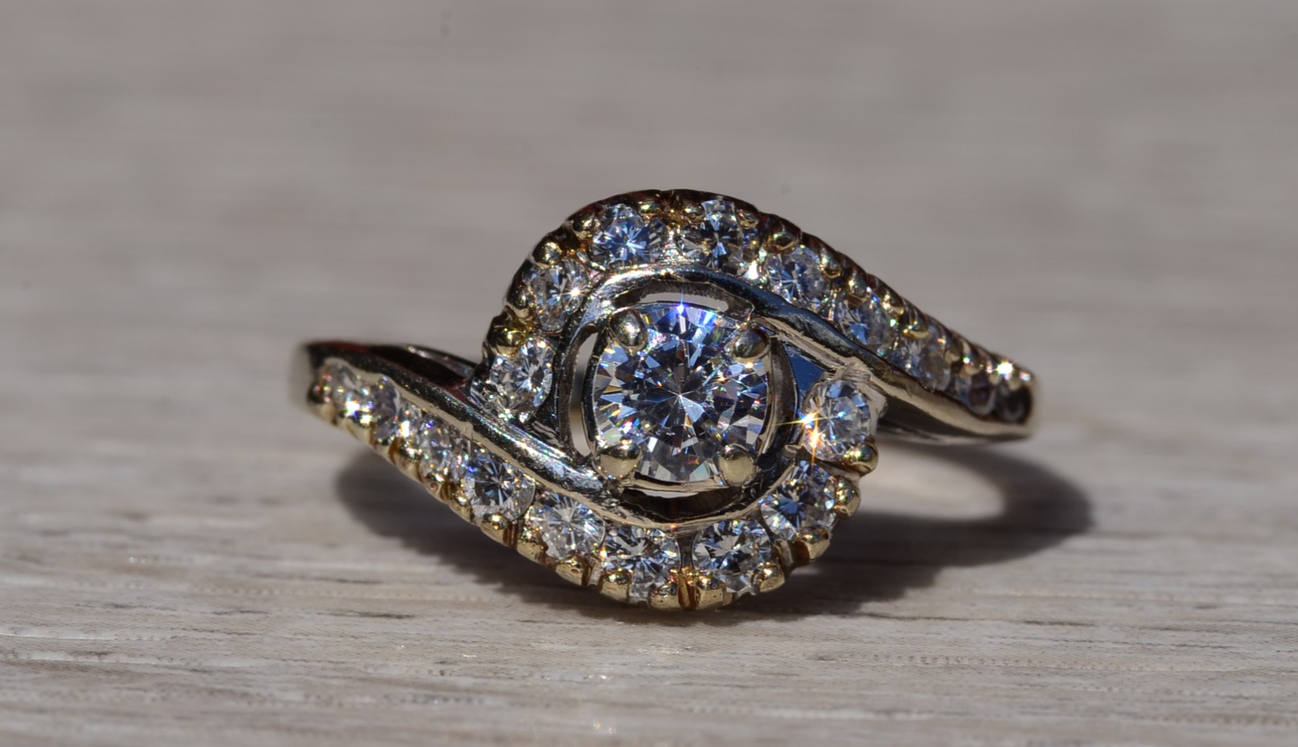 Ladies 14K White Gold Semi Mount set with Diamonds - Image 2
