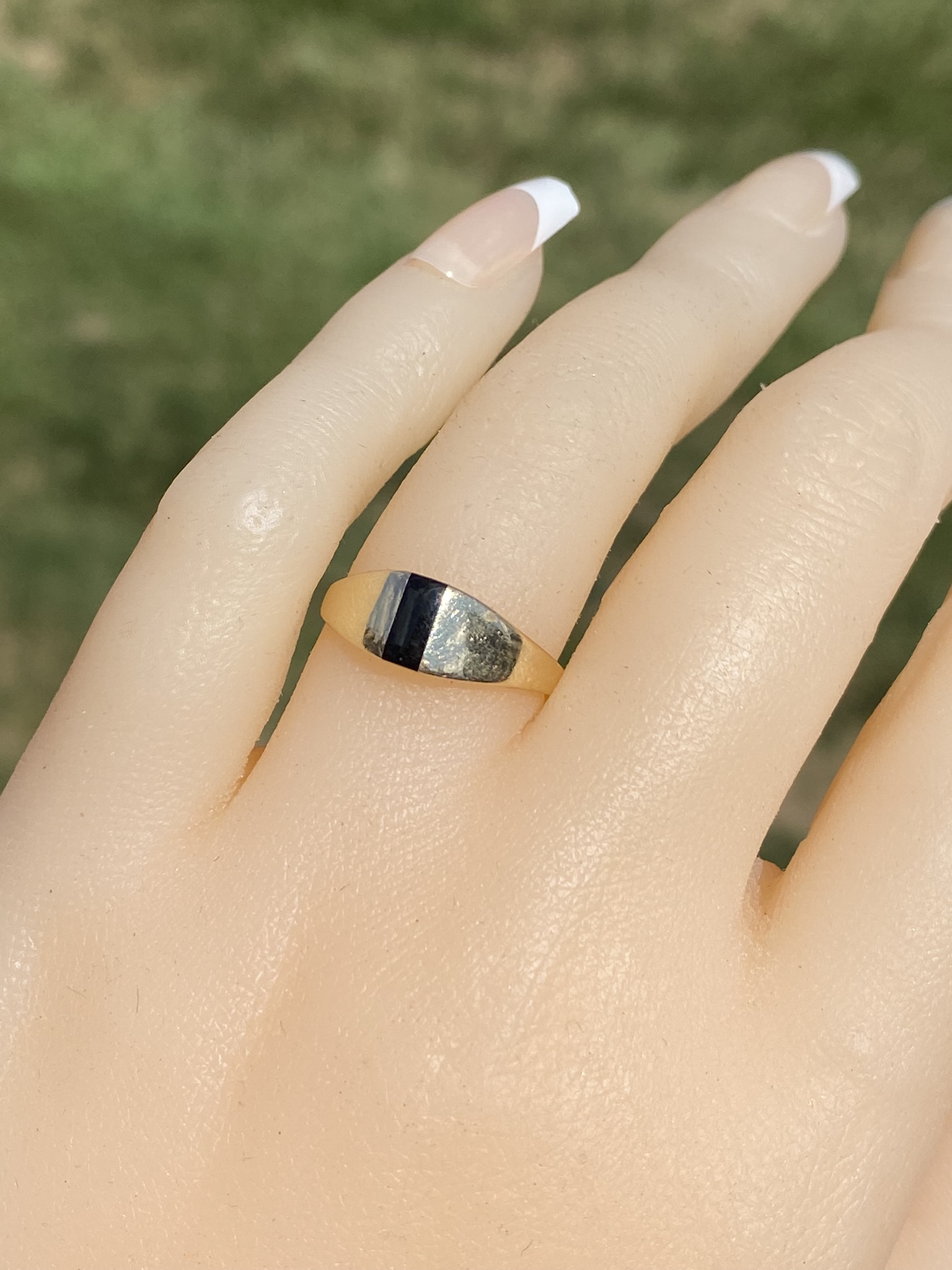 SOLD - The Lindera: Ladies 14K Petite Cocktail Ring set with Onyx - Image 8