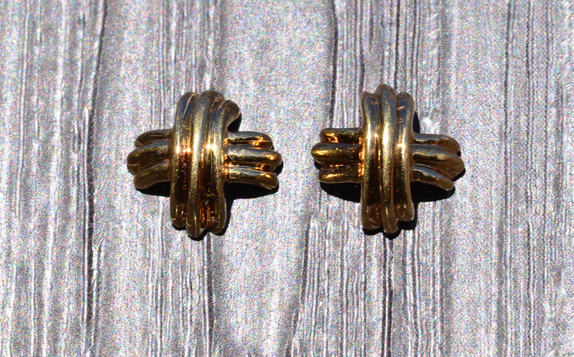 SOLD - The Criss Cross: Vintage Tiffany and Company Cross Earrings - Image 2