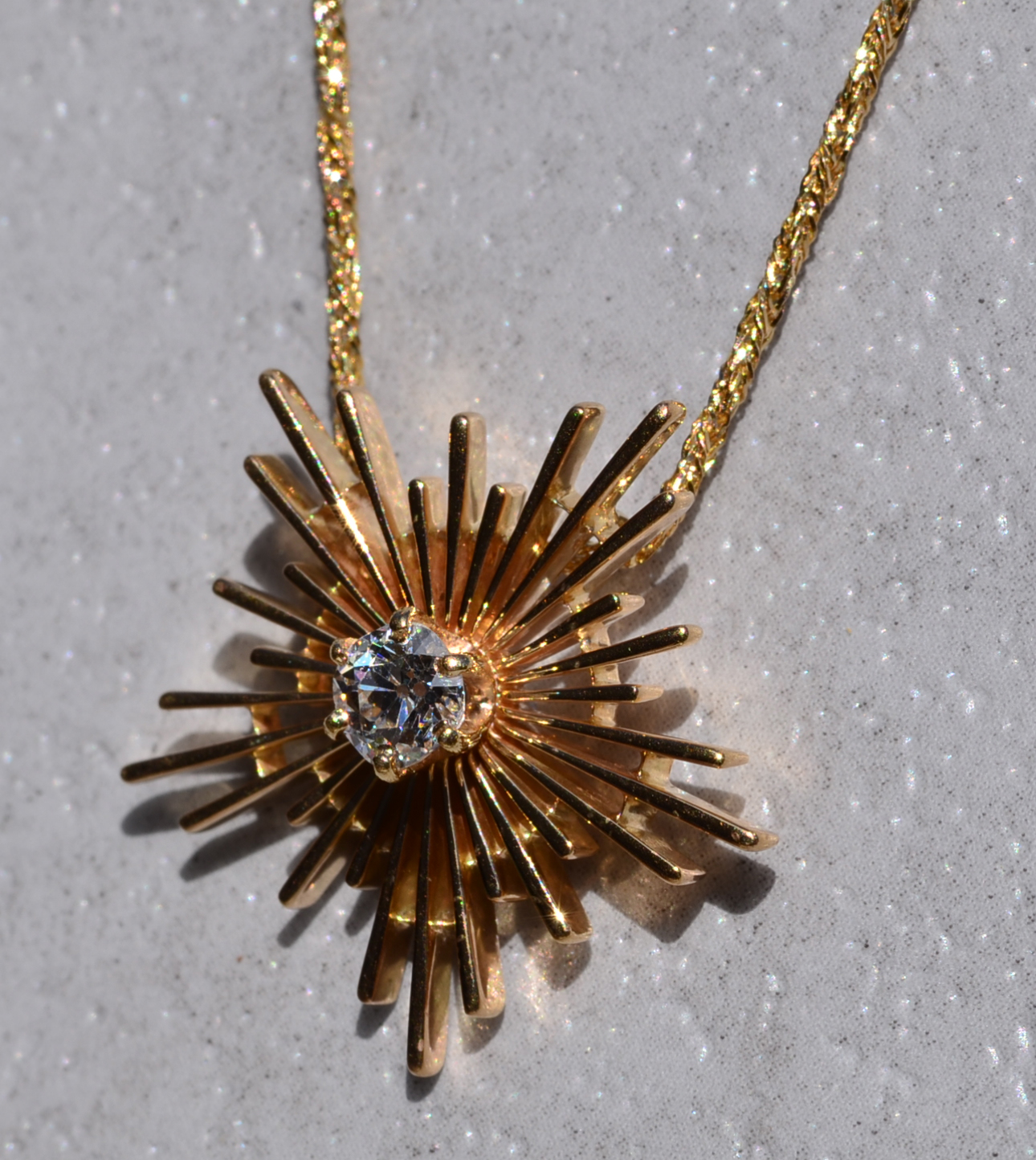 The Gimli: Ladies 14K Yellow Gold Sunburst Necklace set with Diamond - Image 3