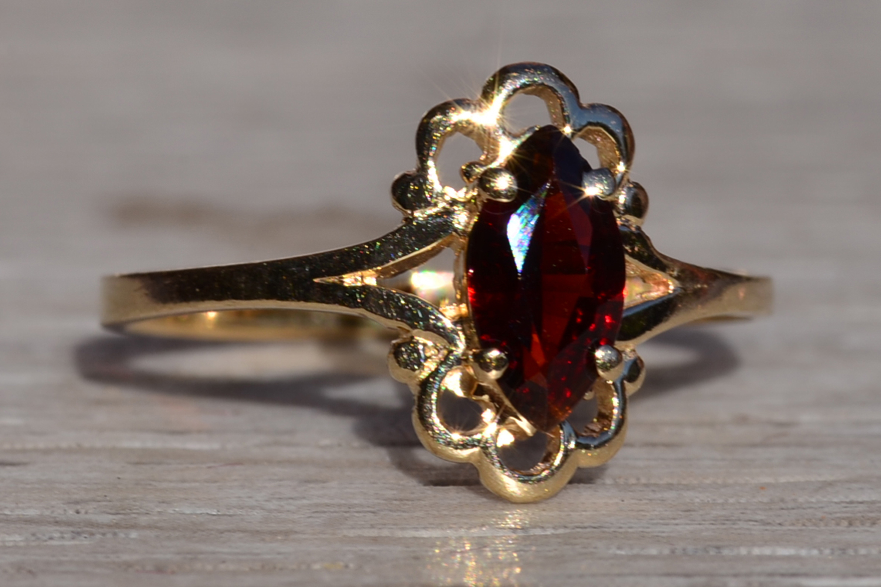 SOLD - The Maleb: Ladies Vintage 14K Yellow Gold Ring set with Marquise Garnet - Image 6