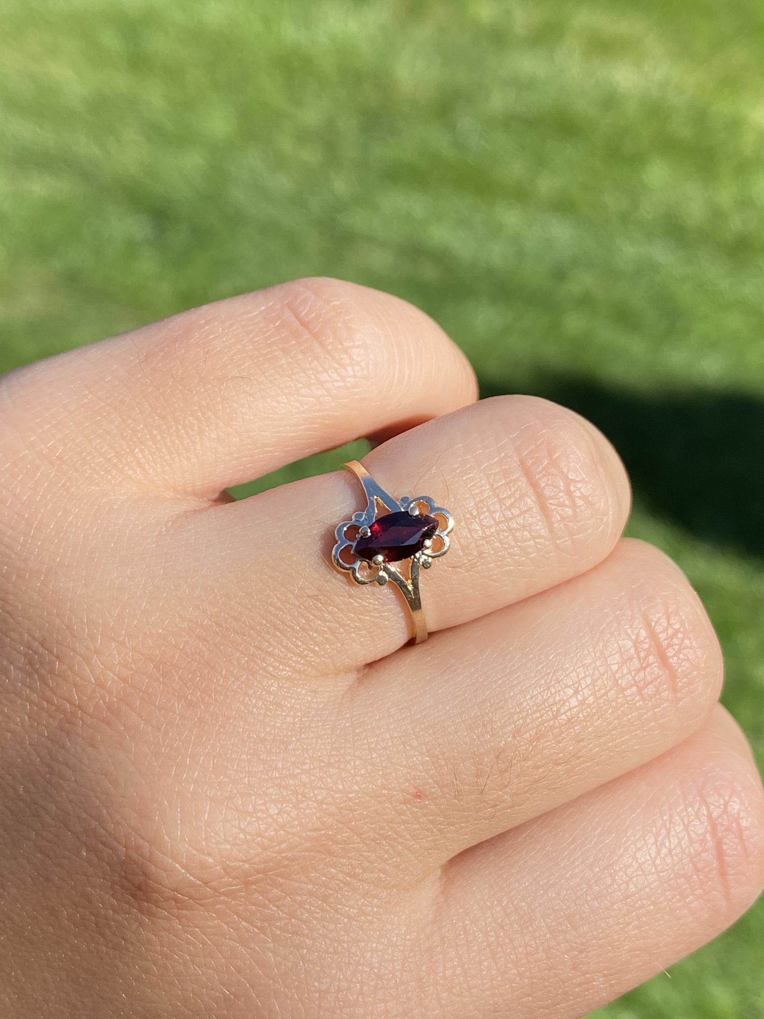 SOLD - The Maleb: Ladies Vintage 14K Yellow Gold Ring set with Marquise Garnet - Image 10