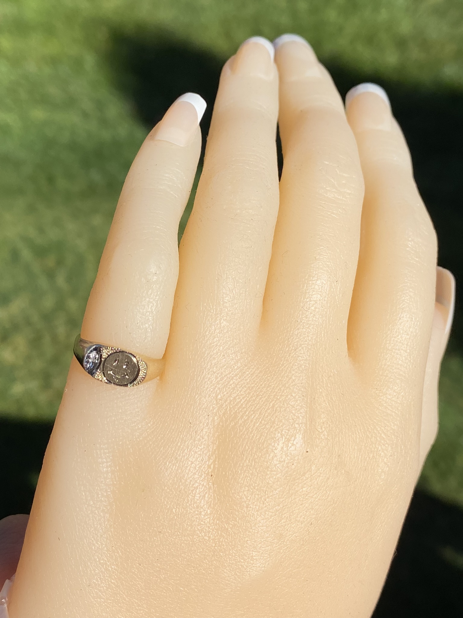 SOLD - The Texada Island: Ladies Yellow Gold Smiley Face Diamond Ring - Image 8