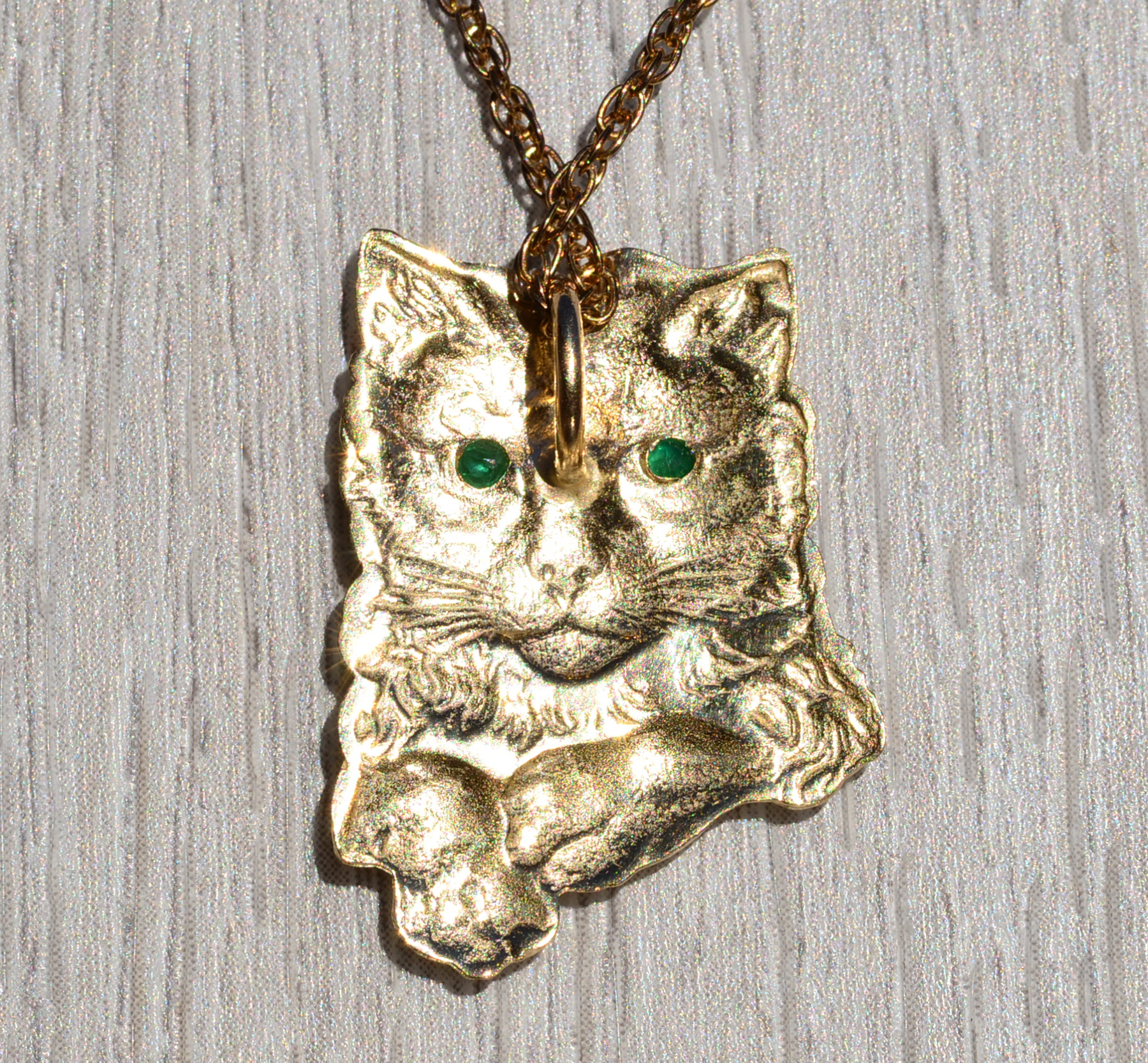 SOLD -The Fowey: Vintage Yellow Gold Cat Pendant with Emerald Eyes - Image 3