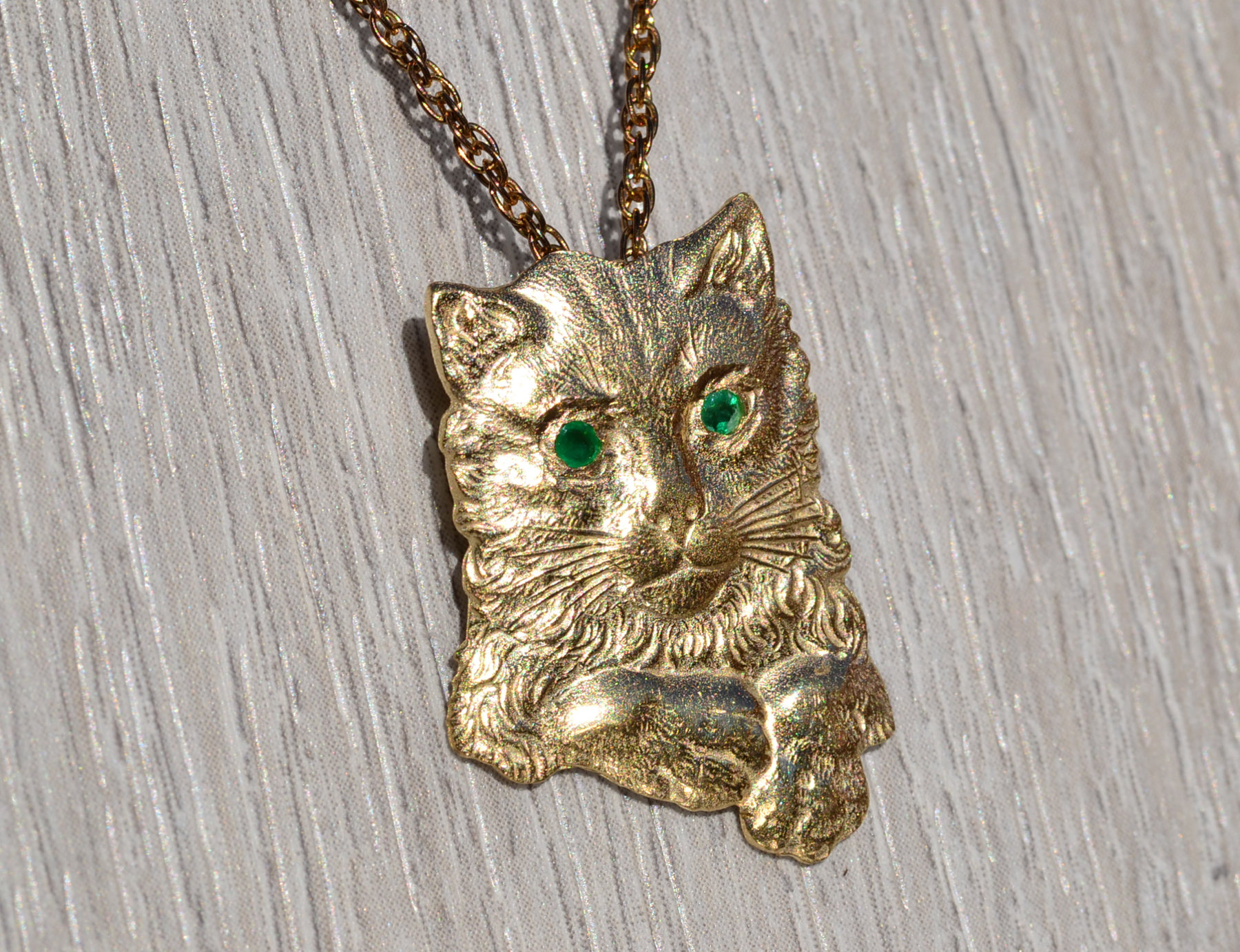 SOLD -The Fowey: Vintage Yellow Gold Cat Pendant with Emerald Eyes - Image 2