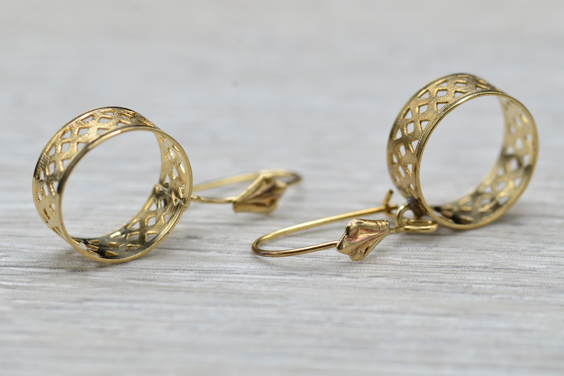 SOLD - The Shandons: Ladies Delicate 14K Gold Dangler Earrings - Image 4