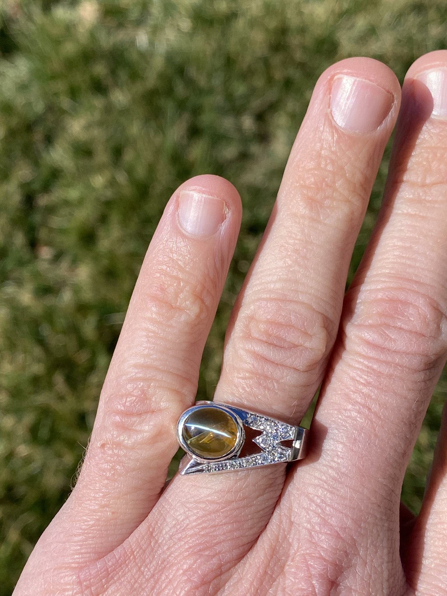 The Lodoga: Gentlemen's Vintage 14K Cat's Eye Chrysoberyl and Diamond Cocktail Ring - Image 12