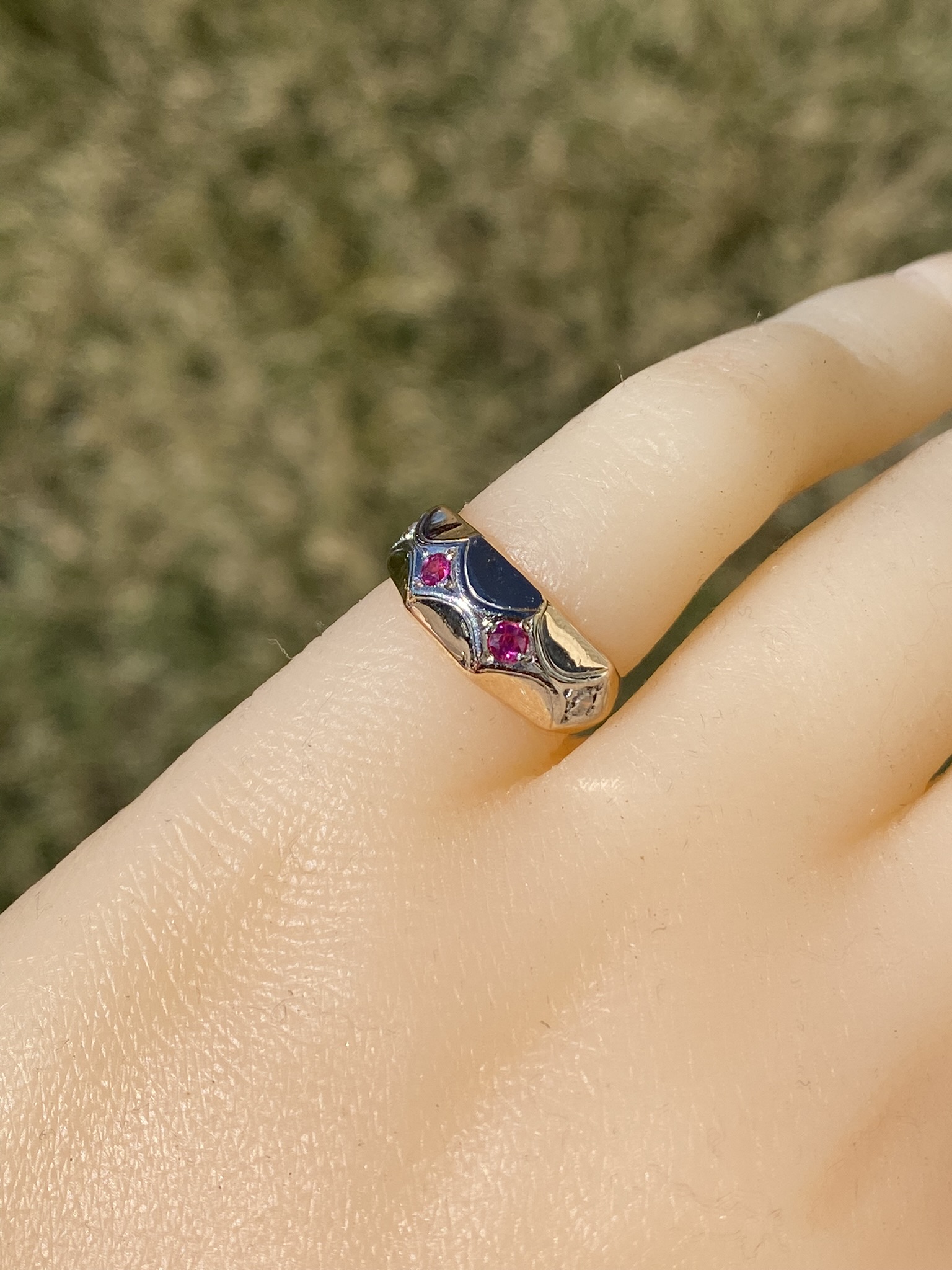 The Stinson: Ladies Retro 18K Rose Gold Band set with Ruby and Diamond - Image 9