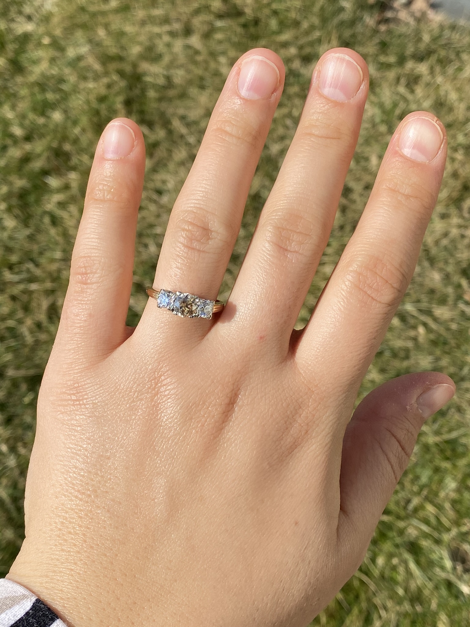SOLD - The Takilma: Ladies Vintage Trilogy Diamond Ring set with Fancy Brown and White Diamonds - Image 8