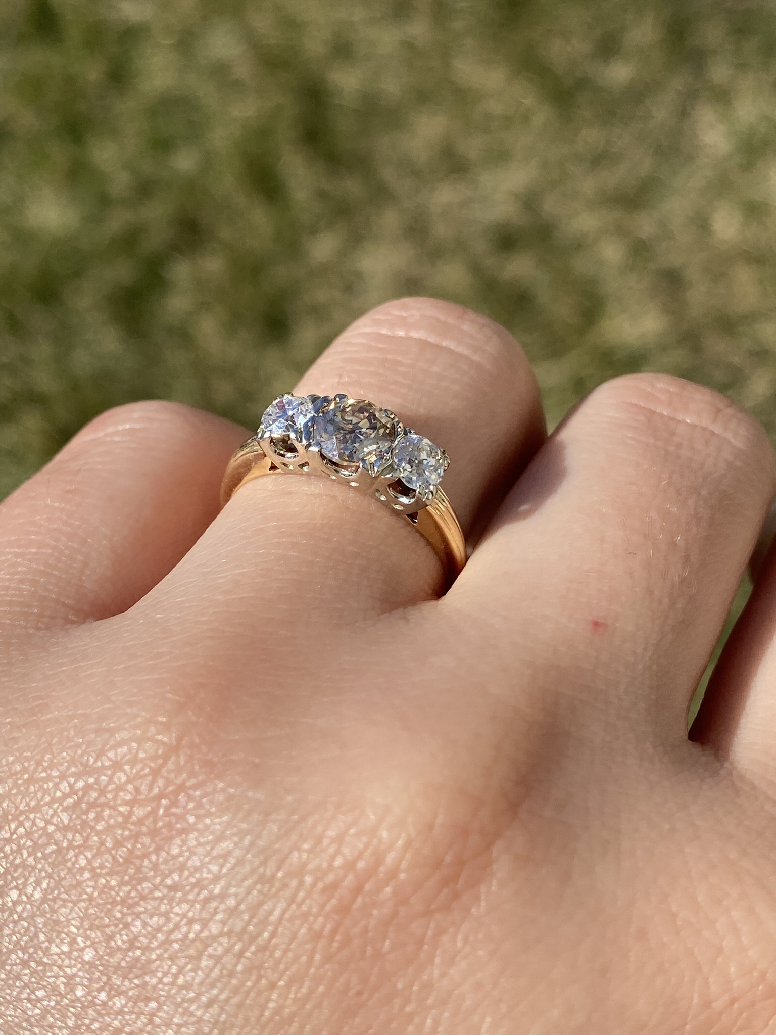SOLD - The Takilma: Ladies Vintage Trilogy Diamond Ring set with Fancy Brown and White Diamonds - Image 10
