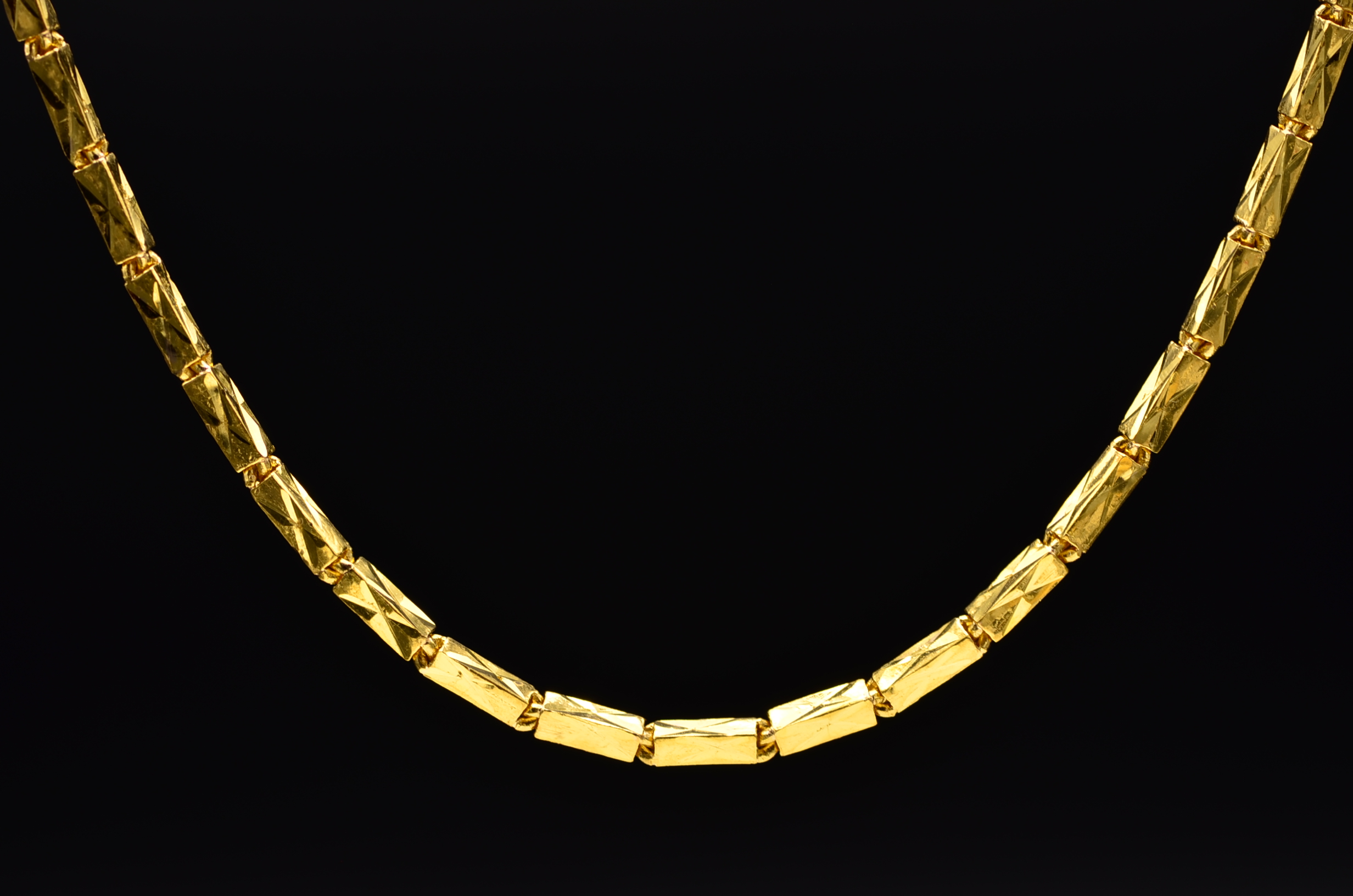 SOLD - The Dijon: 22 Karat Handmade Yellow Gold Chain with Diamond Cut Rectangles - Image 2